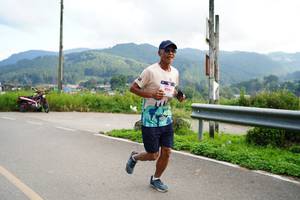 BIB: 1908
                            <button type="button" onclick="openModal(18878648)" class="btn btn-primary btn-sm float-right btn-popup" data-toggle="modal" data-target=".modal-high-quality">
                        <i class="fas fa-shopping-cart"></i> Add to Cart
                    </button>
                                            <button type="button" onclick="isThisMe(18878648, true)" class="btn btn-success btn-sm float-right btn-popup btn-isme hidden" data-toggle="tooltip" data-placement="bottom" title="นี่คือรูปของคุณใช่ไหม คลิกที่นี่เพื่อเอาเข้าอัลบั้ม">
                        <i class="fas fa-plus"></i> Add to album
                    </button>
                    <button type="button" onclick="isThisMe(18878648, false)" class="btn btn-warning btn-sm float-right btn-popup btn-isnotme hidden">
                        <i class="fas fa-ban"></i> Remove from album
                    </button>